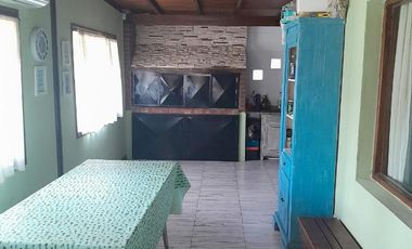 Casa en venta - 2 Dormitorios 2 Baños - 450Mts2 - Miramar