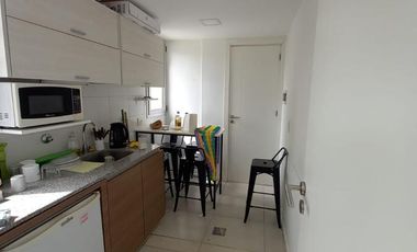 ALQUILER | PISO DE OFICINAS