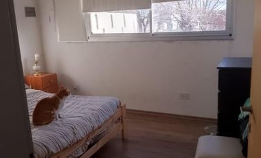 Casa en venta - 2 Dormitorios 2 Baños - 90mts2 - La Plata