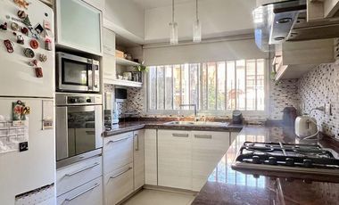 VENTA CASA EN HAEDO CHICO