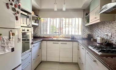 VENTA CASA EN HAEDO CHICO