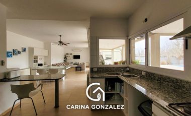 Casa en barrio privado los olivos Centenario 3 Dormitorios