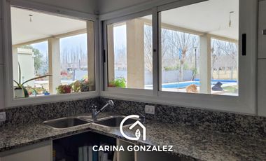 Casa en barrio privado los olivos Centenario 3 Dormitorios