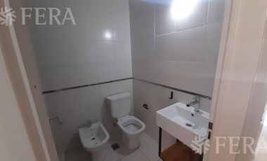 Venta de Departamento 2 ambientes con patio en Wilde (30409)