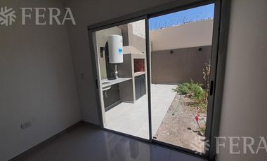 Venta de Departamento 2 ambientes con patio en Wilde (30409)