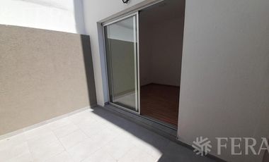 Venta de Departamento 2 ambientes con patio en Wilde (30409)
