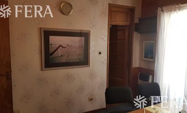 Venta de PH 5 ambientes apto profesional con local en Wilde