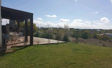 Casa en venta en 1 planta 3 dormitorios  Costa Esmeralda Senderos 1
