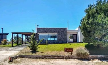 Casa en venta en 1 planta 3 dormitorios  Costa Esmeralda Senderos 1