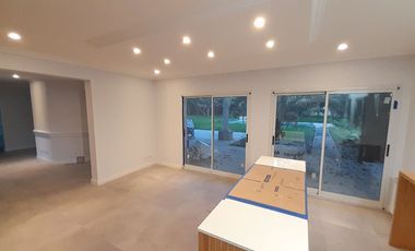 Imponente Chalet de 9 amb sobre Lote de 2.000 m2!