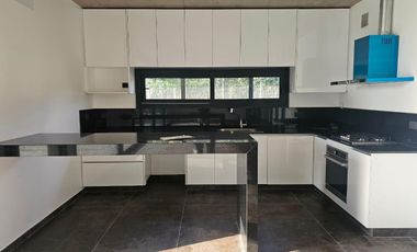 Moderna casa de diseño en Altos de Campo Grande | VCO Propiedades