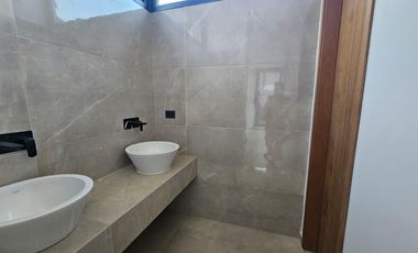 Moderna casa de diseño en Altos de Campo Grande | VCO Propiedades