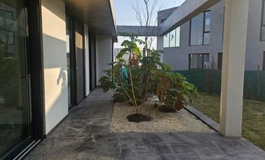 Moderna casa de diseño en Altos de Campo Grande | VCO Propiedades