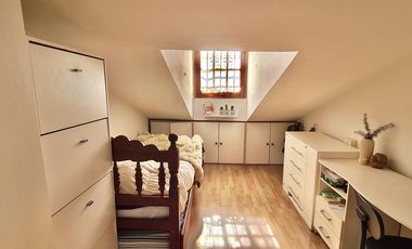 VENTA CASA 4 DORMITORIOS CON QUINCHO Y JARDÍN - FISHERTON