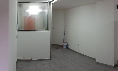 Venta Oficina - 27 de Abril, Barrio Centro