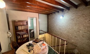 Muy buen chalet a metros de la Avda - Venta Condicionada
