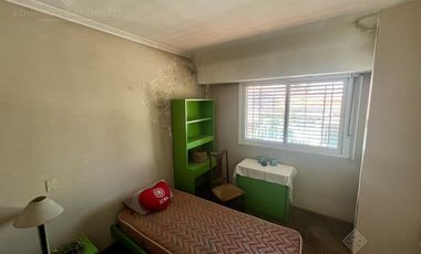 Muy buen chalet a metros de la Avda - Venta Condicionada