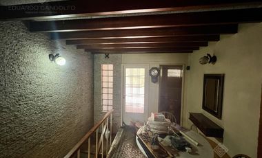Muy buen chalet a metros de la Avda - Venta Condicionada