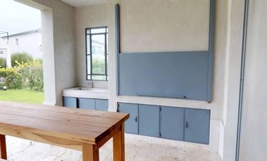 Muy linda casa en alquiler temporal en Ayres Plaza | VCO Propiedades