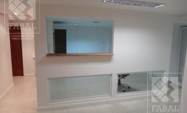 Oficina venta o alquiler centro, 125 m2 con cocina y 2 baños