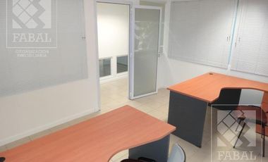Oficina venta o alquiler centro, 125 m2 con cocina y 2 baños