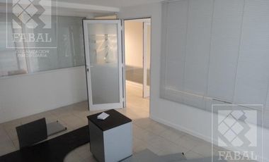 Oficina venta o alquiler centro, 125 m2 con cocina y 2 baños