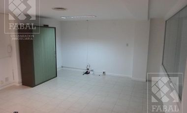 Oficina venta o alquiler centro, 125 m2 con cocina y 2 baños
