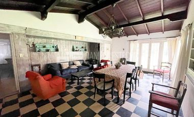 Casa en  Barrio Los Jazmines