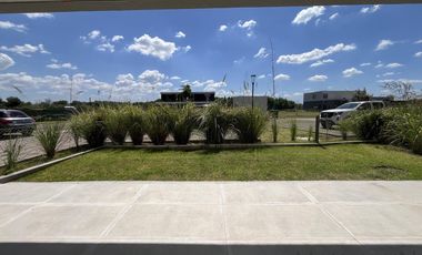Depto 2 amb Planta Baja c/jardín - Pilará- Mallmann Propiedades