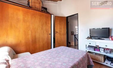 Triplex con patio y garage