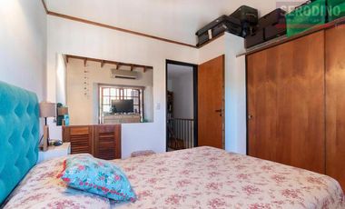 Triplex con patio y garage