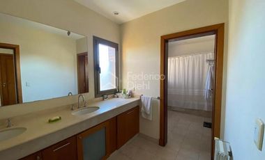 IMPORTANTE PROPIEDAD EN VENTA EN ALTOS DEL CHATEAU