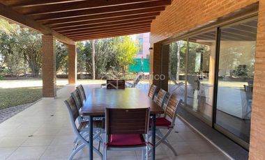 IMPORTANTE PROPIEDAD EN VENTA EN ALTOS DEL CHATEAU