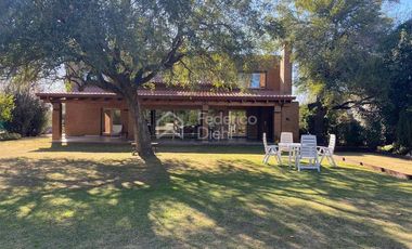 IMPORTANTE PROPIEDAD EN VENTA EN ALTOS DEL CHATEAU