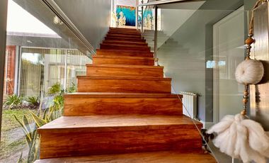 Casa en Miraflores Funes Hills. Sobre Bv Principal. UNICA!