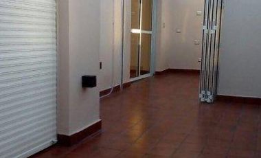 Departamento 5 ambientes con balcon  - Lanús centro