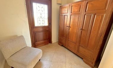 CASA en VENTA con LOTE trasero opcional