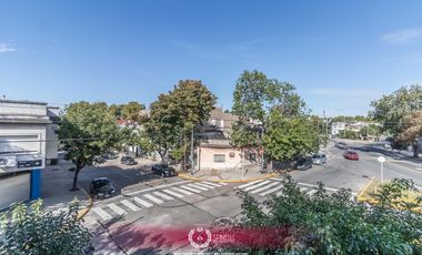 Local con vivienda de 608M² en terreno USAM Parque Chacabuco 1252M² vendibles