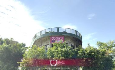 Local con vivienda de 608M² en terreno USAM Parque Chacabuco 1252M² vendibles