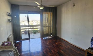 Departamento 4 dormitorios con cochera en B° Cofico (APPTO BANCOR)