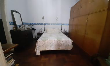 VENTA PH 3 AMBIENTES CON JARDIN Y PATIO  LUJAN CENTRO