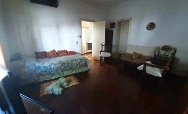 VENTA PH 3 AMBIENTES CON JARDIN Y PATIO  LUJAN CENTRO