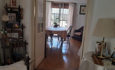 VENTA PH 3 AMBIENTES CON JARDIN Y PATIO  LUJAN CENTRO