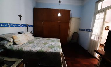 VENTA PH 3 AMBIENTES CON JARDIN Y PATIO  LUJAN CENTRO