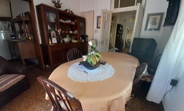 VENTA PH 3 AMBIENTES CON JARDIN Y PATIO  LUJAN CENTRO