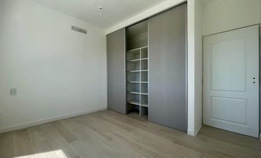 Casa al rio en venta en Naudir Aguas Privadas - Con Piscina - Amarra - A Estrenar