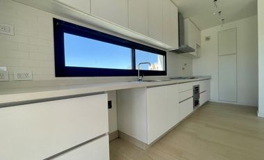 Casa al rio en venta en Naudir Aguas Privadas - Con Piscina - Amarra - A Estrenar