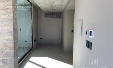 Housing en alquiler 3 dormitorios Av. Argentina 193 esquina Recoletos - frente a la cancha de golf Villa Allende Golf.
