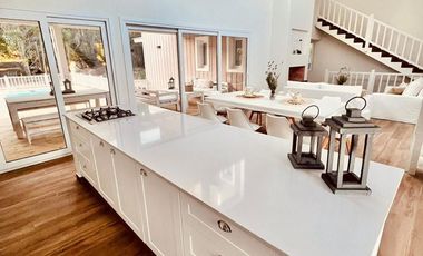 Casa en Venta Costa Esmeralda  Senderos 3 con pileta 8089