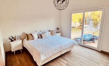 Casa en Venta Costa Esmeralda  Senderos 3 con pileta 8089
